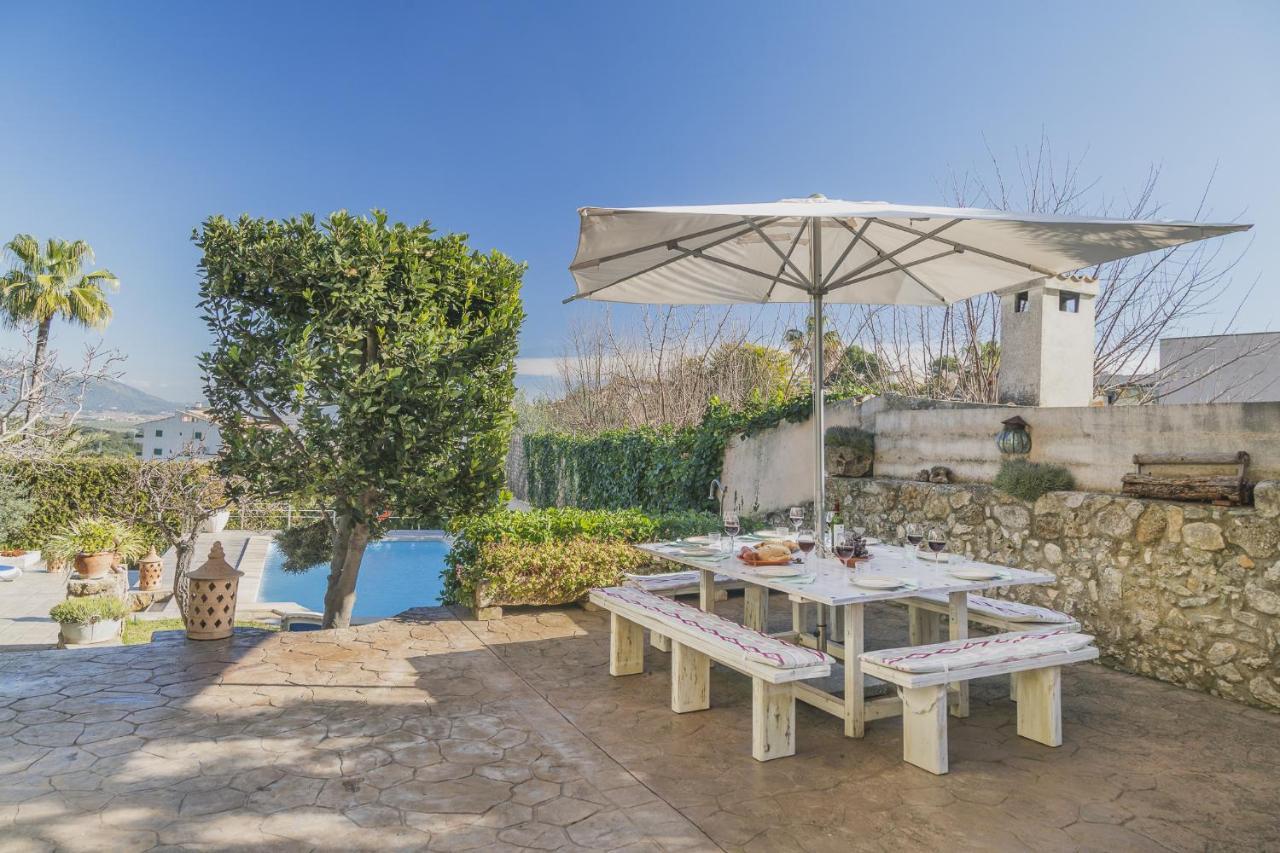 Villa Es Puig Buger Bagian luar foto